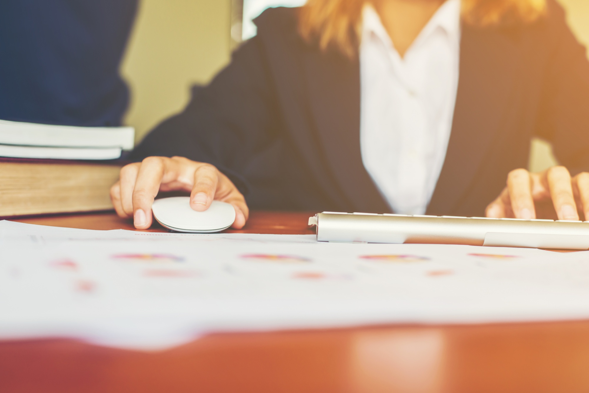 CRITERIOS DE ADJUDICACIÓN SUJETOS A JUICIO DE VALOR; JUICIO TÉCNICO DESVIRTUADO POR LA RECURRENTE